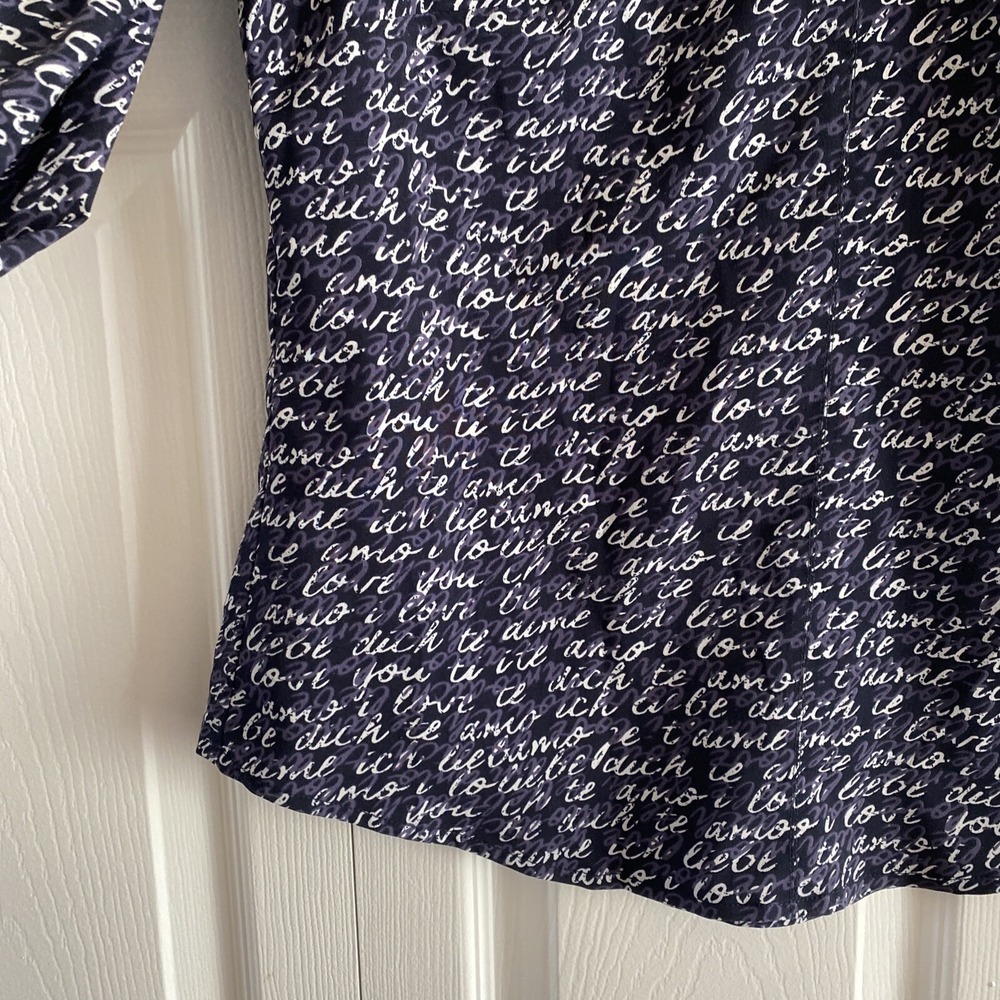 Cabi Amour Blouse Womens Size S Navy Blue Script I Love You Print V-Neck Whimsy - Picture 5 of 8